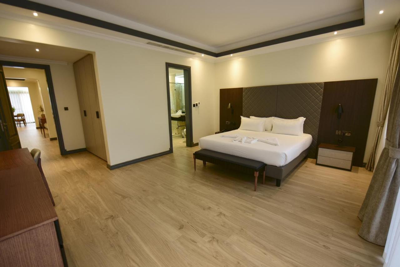 Fontis Residences Hotel Kampala Exterior photo