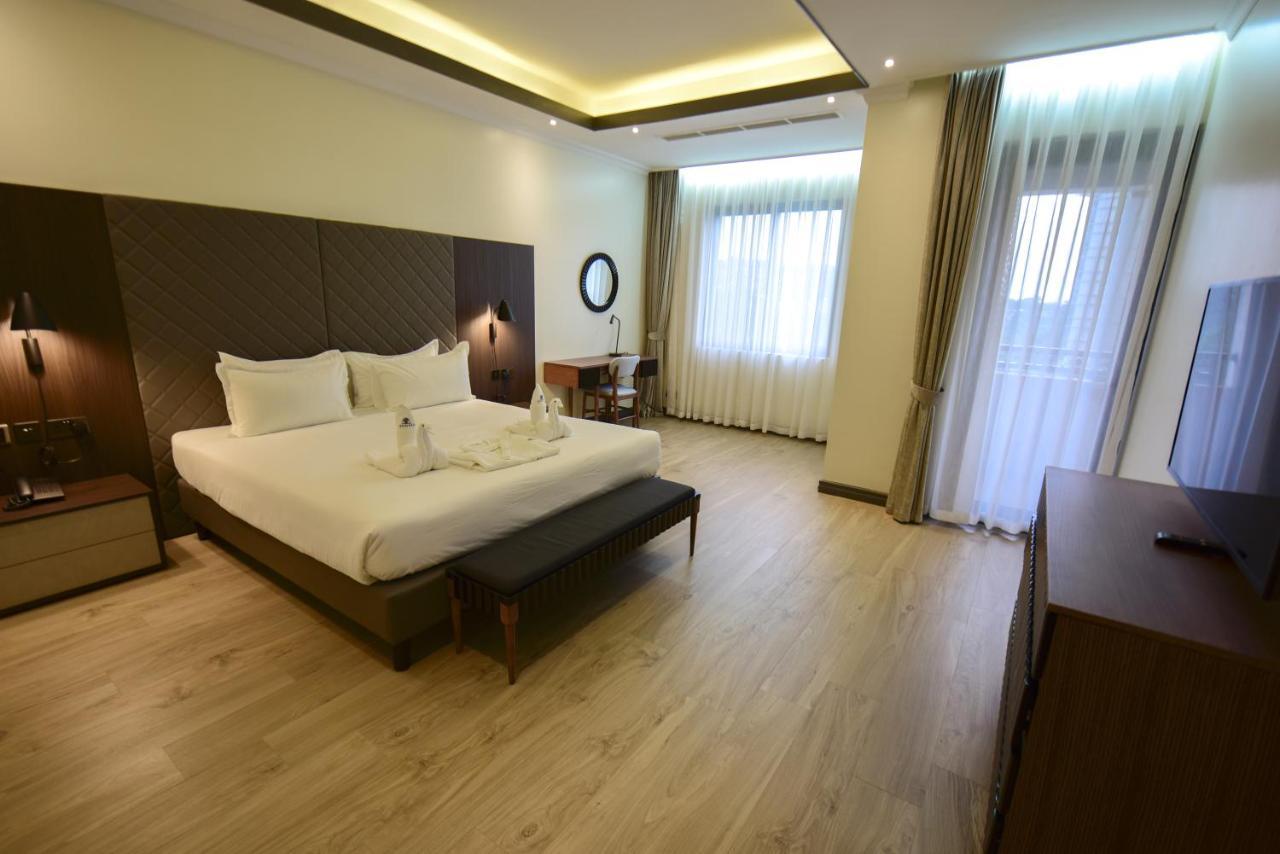 Fontis Residences Hotel Kampala Exterior photo